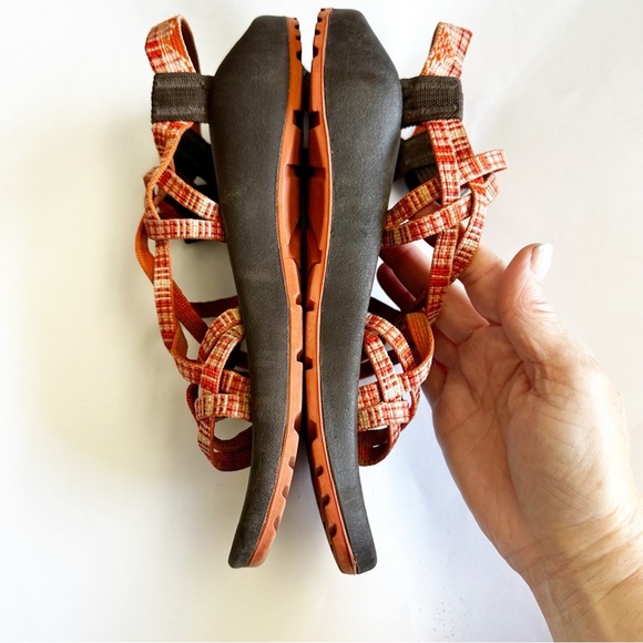 Chaco Women's Sandals Orange Straps Sports Summer Active Hiking Walking Size 9 - Picture 12 of 12